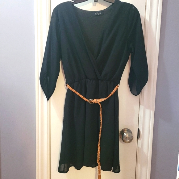 Dress - Picture 1 of 3